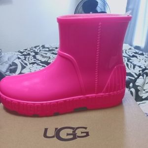 Ugg rain boots